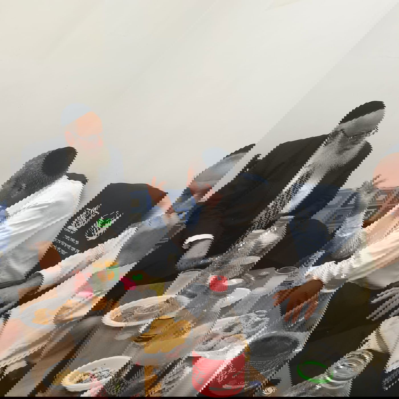 ראש לשכתו של הראש"ל ישב 'שבעה' • צפו