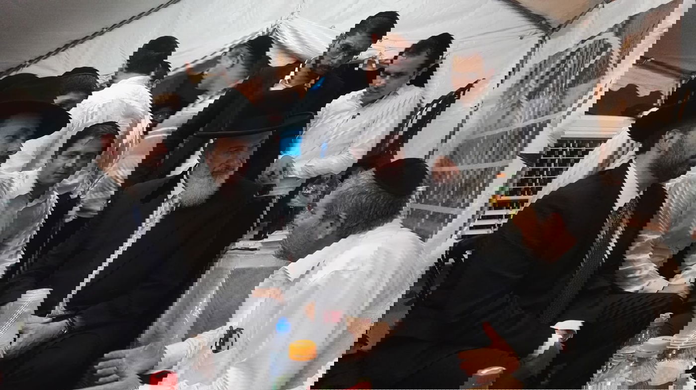 ראש לשכתו של הראש"ל ישב 'שבעה' • צפו