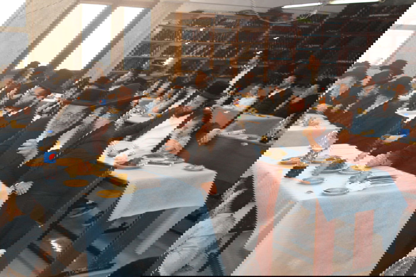 ילדי 'לעלוב' במסיבת חומש • צפו בגלריה