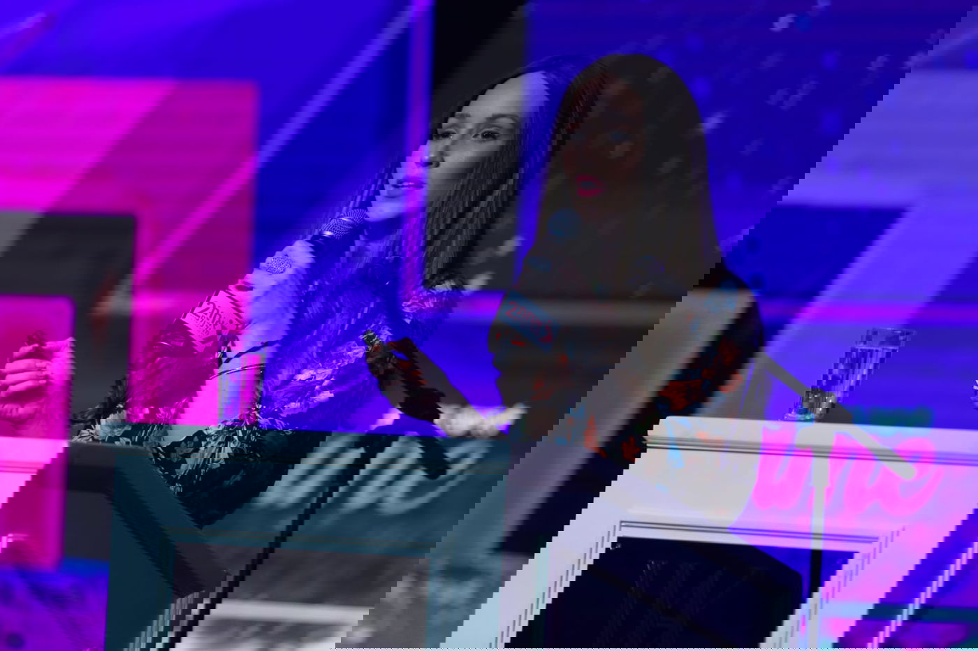 צפו בתיעוד: כנס 'אחת מול כולם' של מאמע