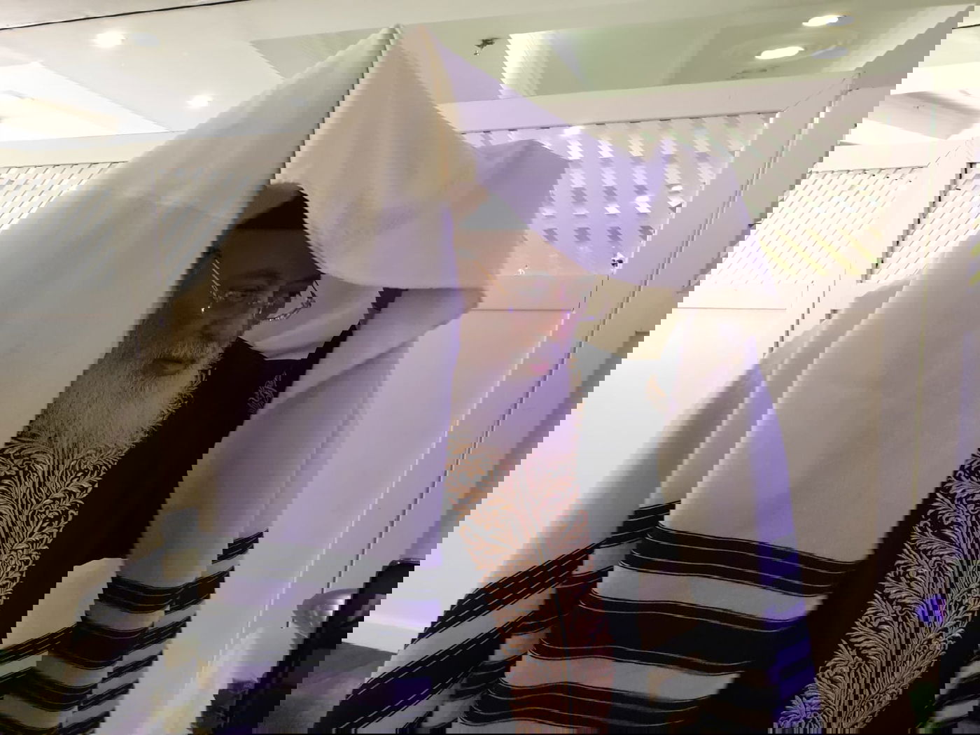 ערב שבת של הראשל"צ: שלוש בריתות. צפו