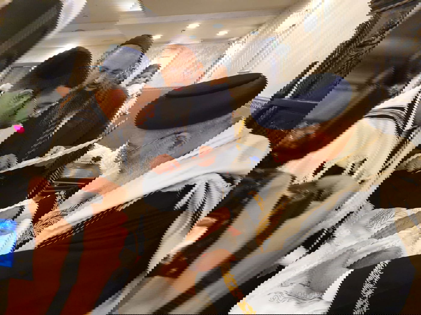 ערב שבת של הראשל"צ: שלוש בריתות. צפו