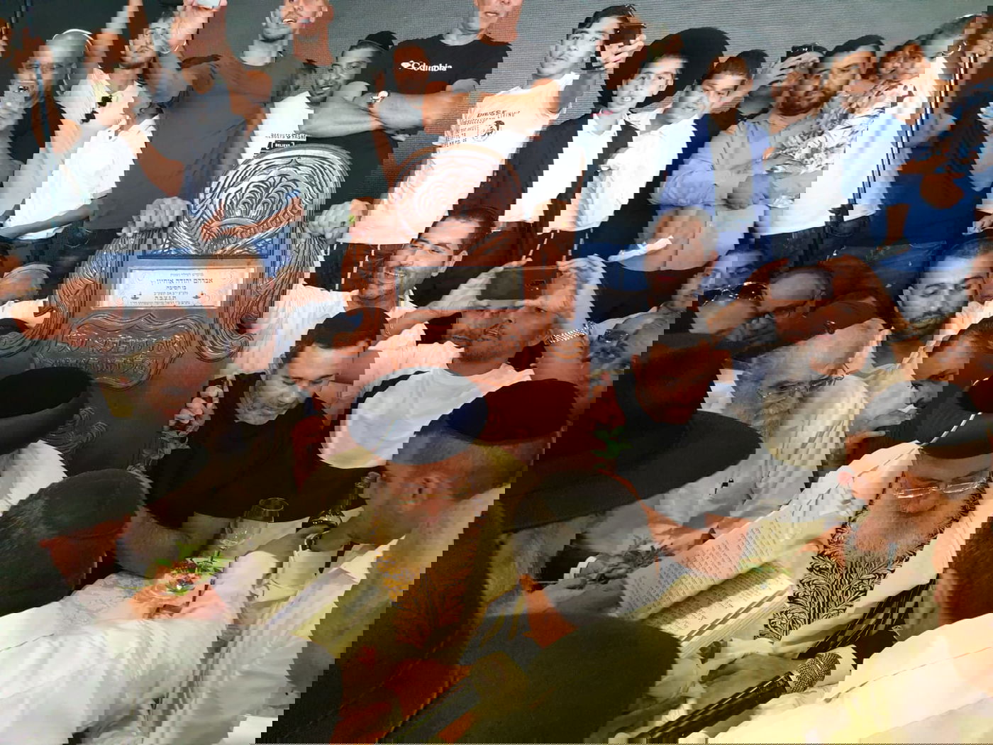 ערב שבת של הראשל"צ: שלוש בריתות. צפו