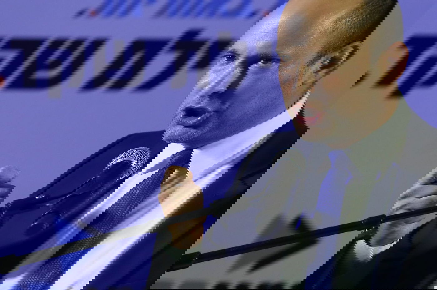 בנט: בחרתי לתת לאיילת שקד לעמוד בראש