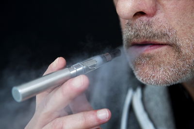 סיגריות אלקטרוניות עלולות להוביל להזדקנות מוקדמת של המוח
