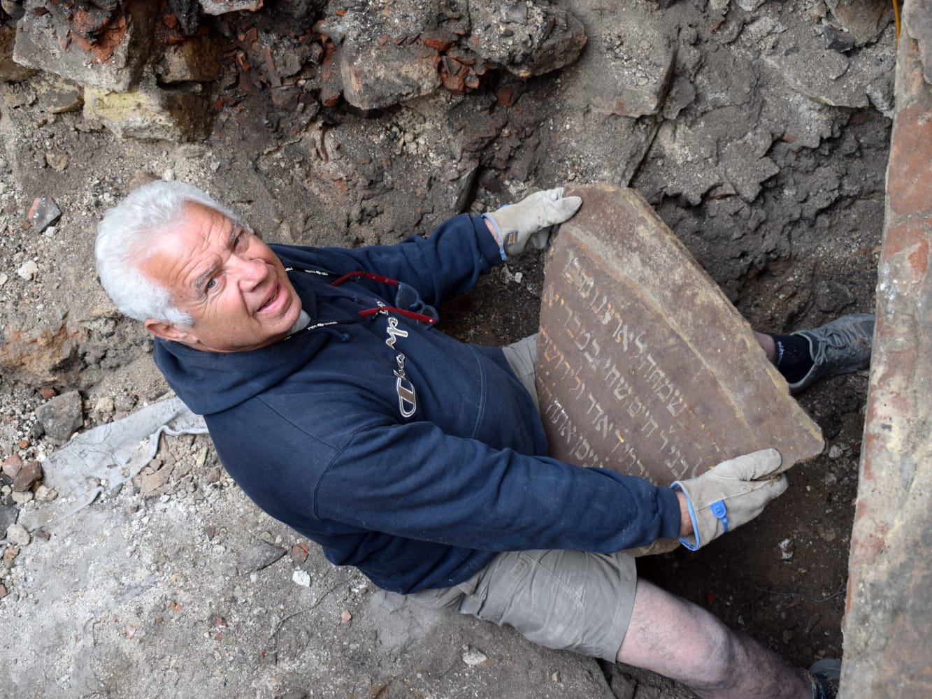 תגלית מרגשת בבית הכנסת העתיק בוילנא