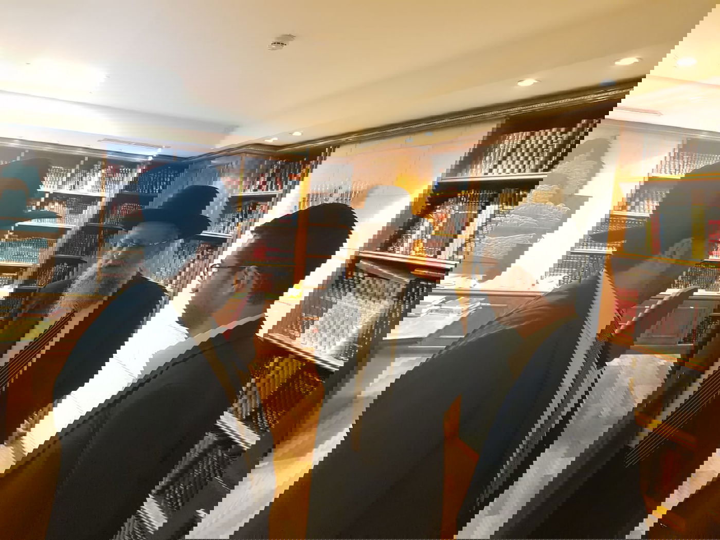 חבר מועצת החכמים: 'מגבה את משה ליאון'