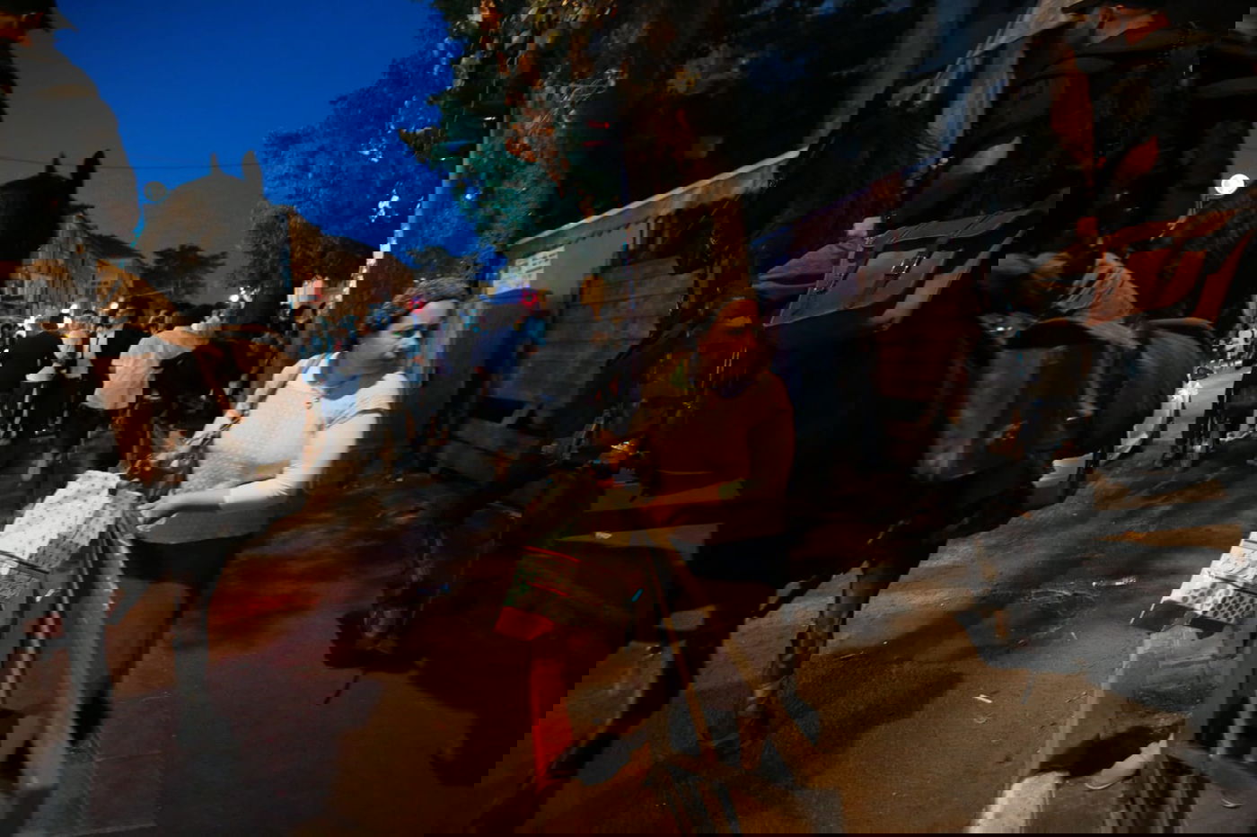 הפגנה סוערת בכיכר השבת: מכת"ז ופרשים