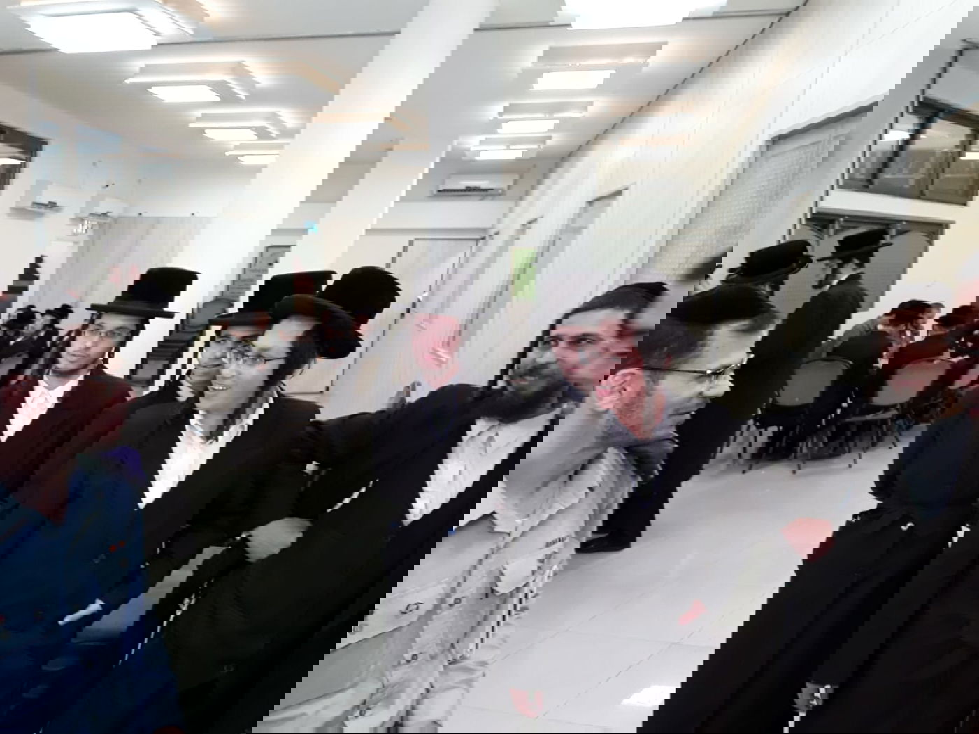 הליטאים והחסידים התייצבו ל'דיחוי' - והתגאו