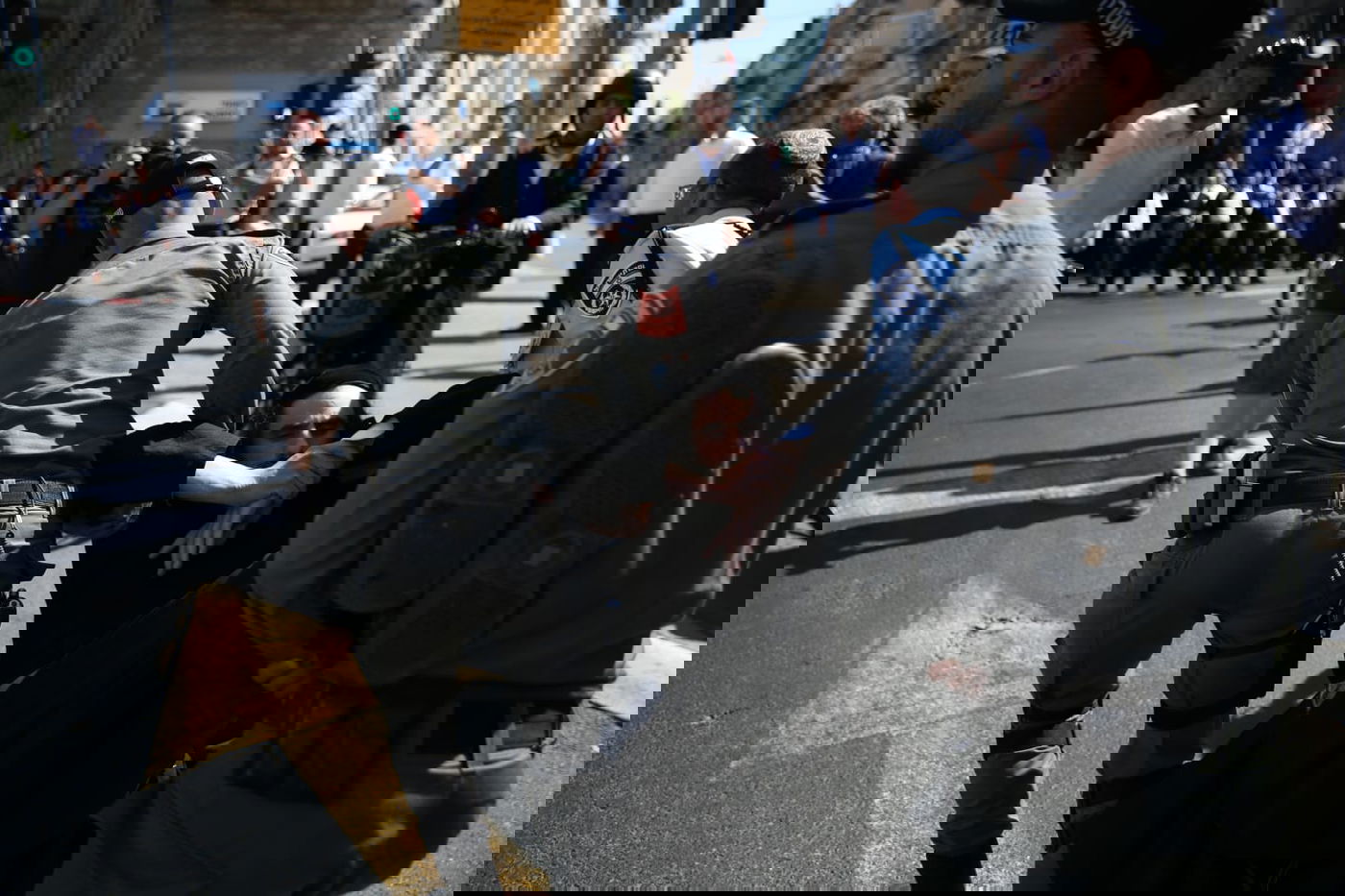 בעקבות מעצר העריק: חסימת כבישים בירושלים - 6 נעצרו