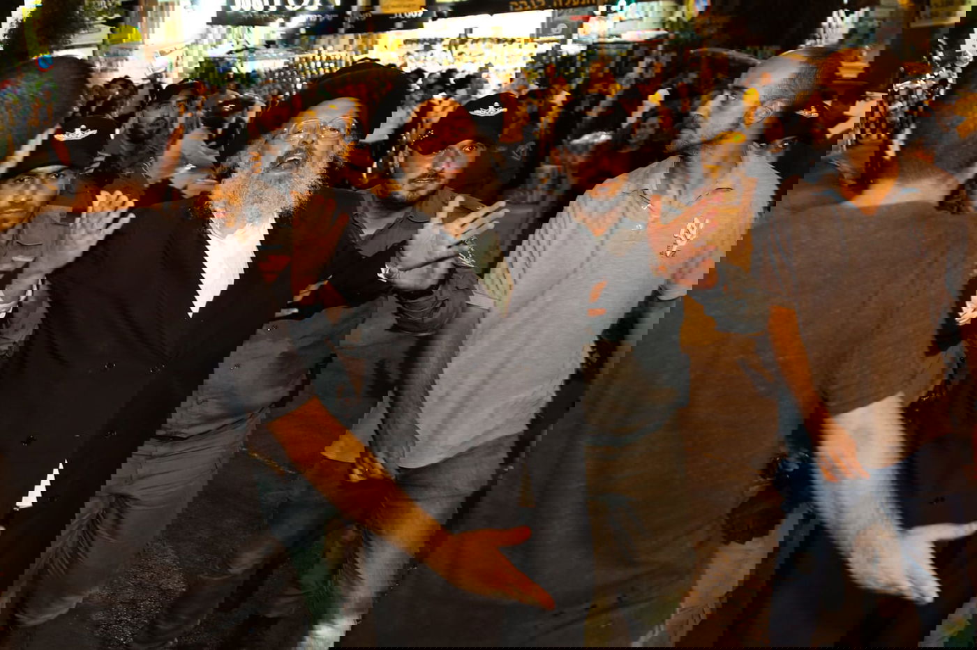 שוב הפגנה בכיכר השבת: מפגין אחד נעצר