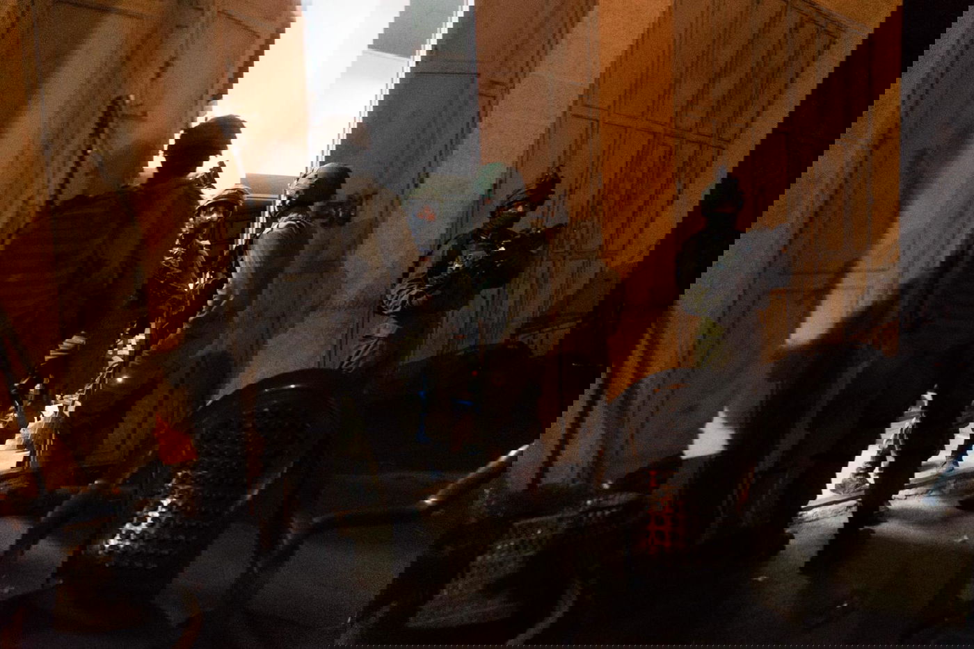 צפו: הלוחמים החרימו מחרטות לייצור נשק