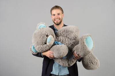 תגעו בו שוב ושוב - ברגש  // יערית אלבז