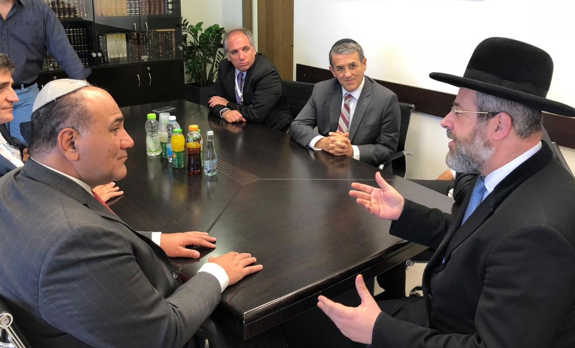 הגר"ד לאו ומושל פרובנציית טוקומן בארגנטינה