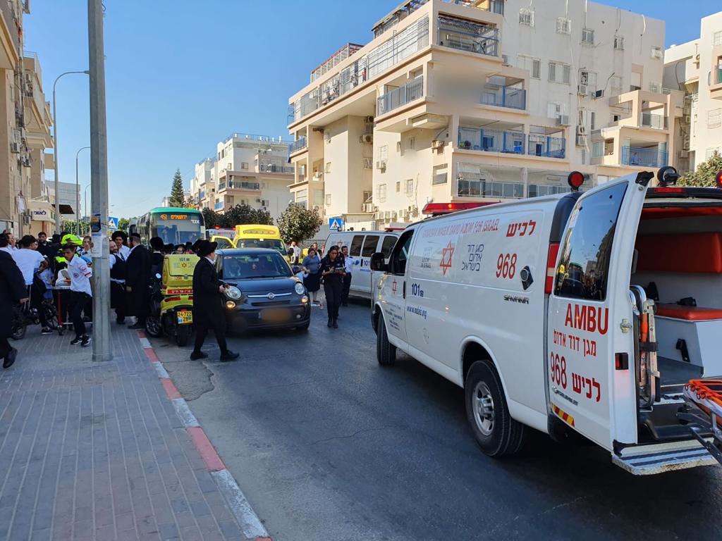 שלושה ילדים נפגעו מרכב ליד בית המדרש