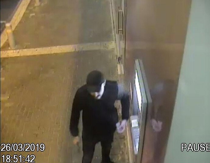 לא ייאמן: באיזו קלות הצליחו האחים והאימא לגנוב 1.6 מיליון שקל מהבנק