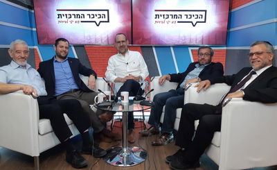 חברי הפאנל של 'הכיכר המרכזית'