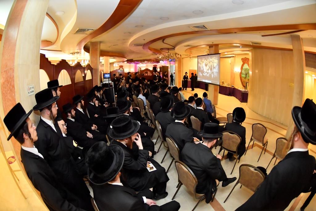 דינר בחסידות באבוב: אורח הכבוד ר' מיילך