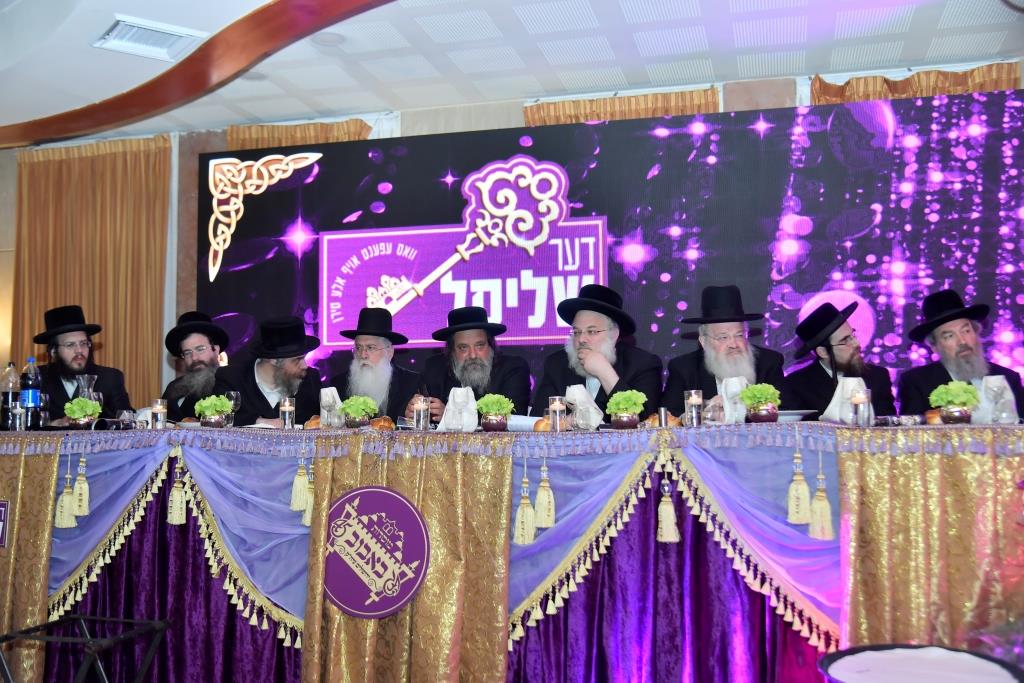 דינר בחסידות באבוב: אורח הכבוד ר' מיילך