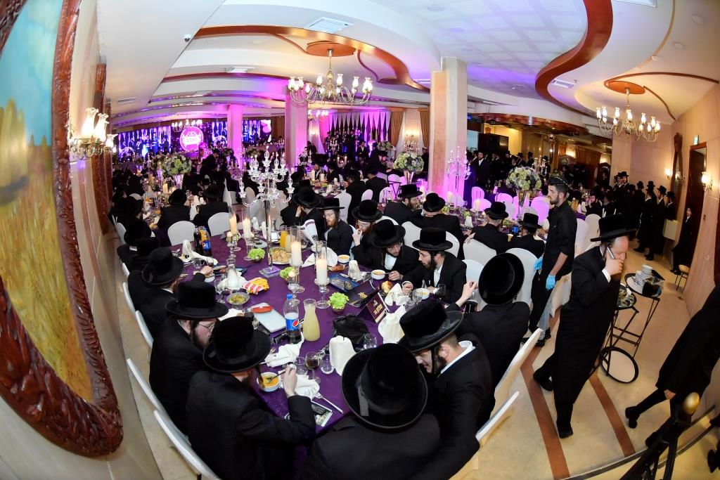 דינר בחסידות באבוב: אורח הכבוד ר' מיילך