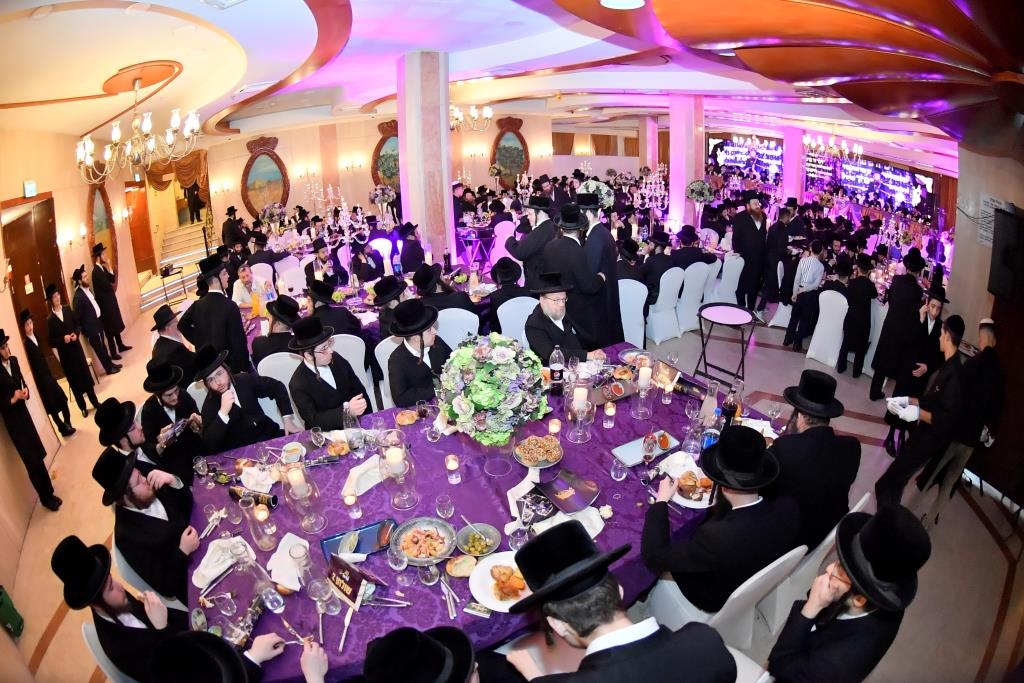 דינר בחסידות באבוב: אורח הכבוד ר' מיילך