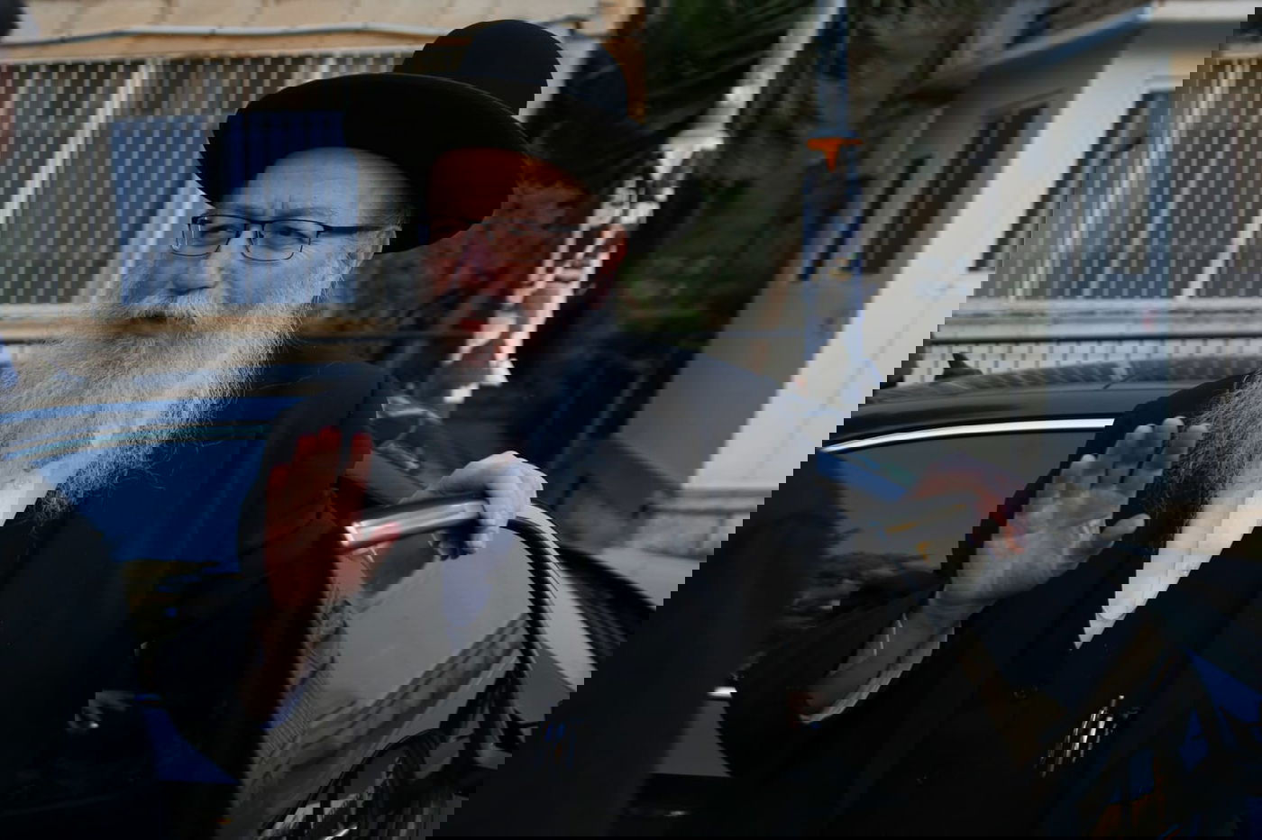 צפו: ליצמן חוזר הביתה אחרי המלצות המשטרה