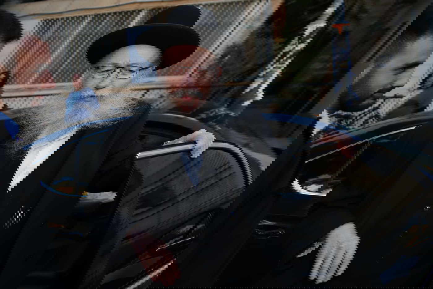 צפו: ליצמן חוזר הביתה אחרי המלצות המשטרה