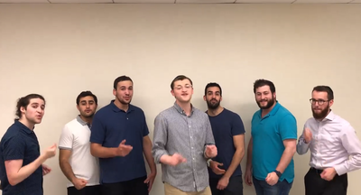 להקת הווקאל Y-studs בביצוע מחווה לזמר הבריטי