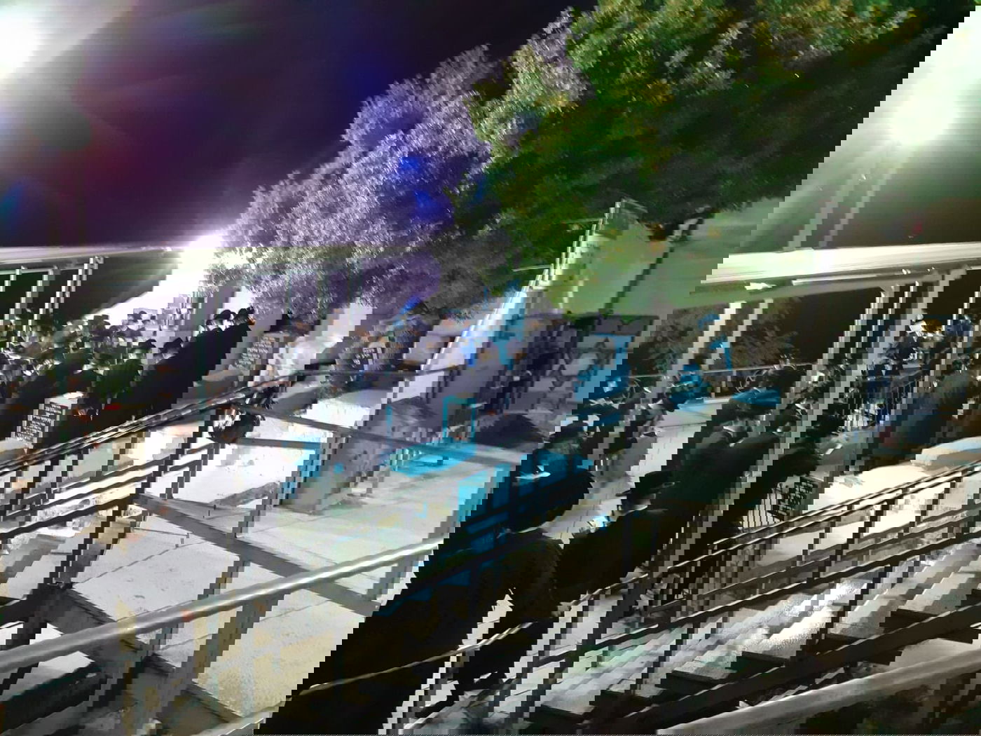 האדמו"ר מנדבורנה-י"ם בקברי צדיקים בצפון