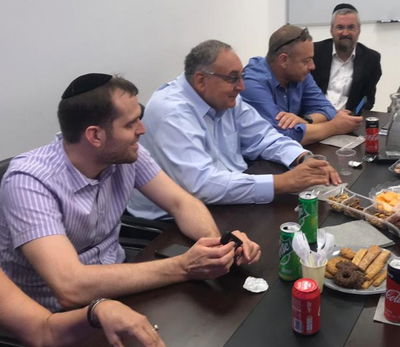 מנכ״ל הדסה וצוותו בפגישה