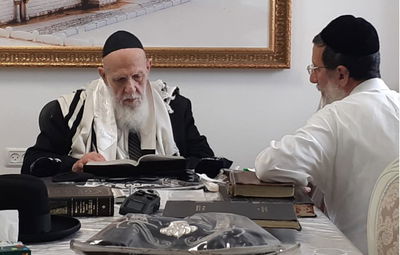 ראש הישיבה עודכן ונאנח: "איי, צרות צרורות"