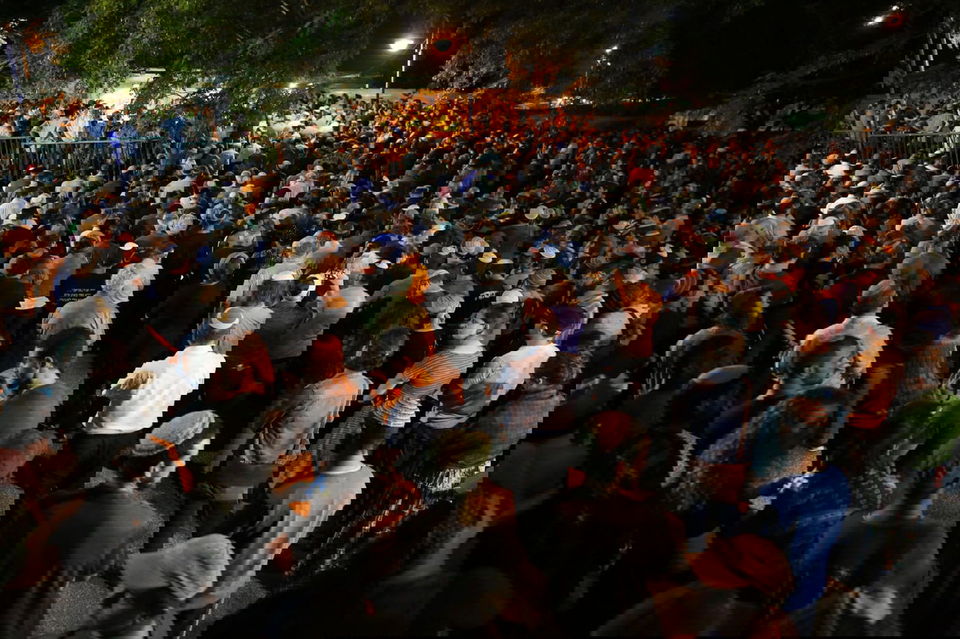 האב השכול בכה: "כמה כאב יביא הגעגוע?"