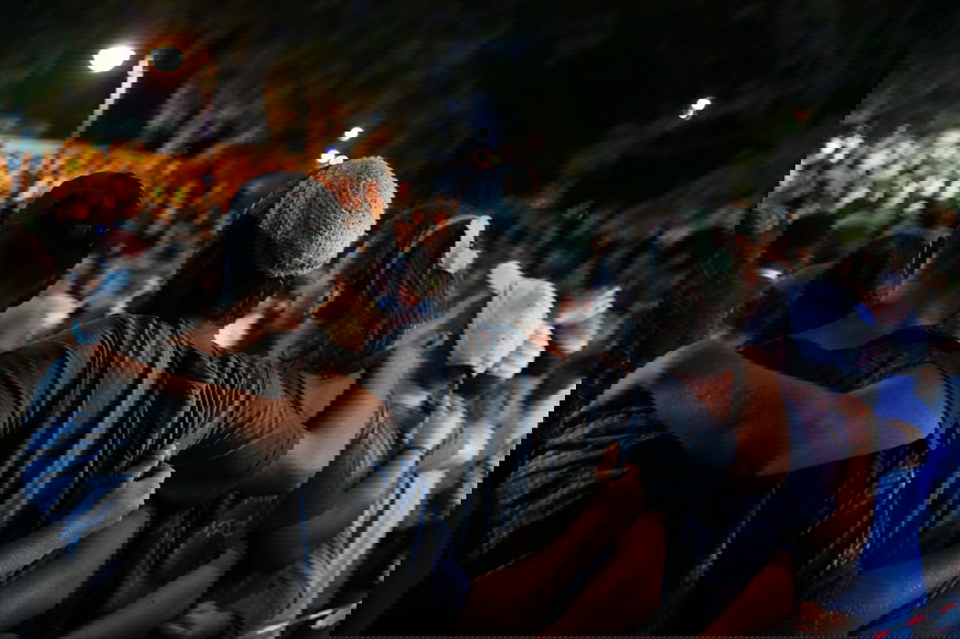 האב השכול בכה: "כמה כאב יביא הגעגוע?"