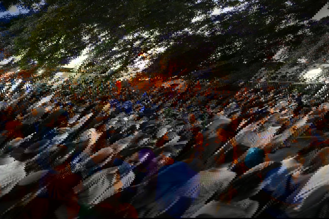 האב השכול בכה: "כמה כאב יביא הגעגוע?"