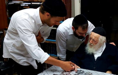 אסף גורן התברך ממרן הגר"ח והודיע: "מתכוין להתחזק"