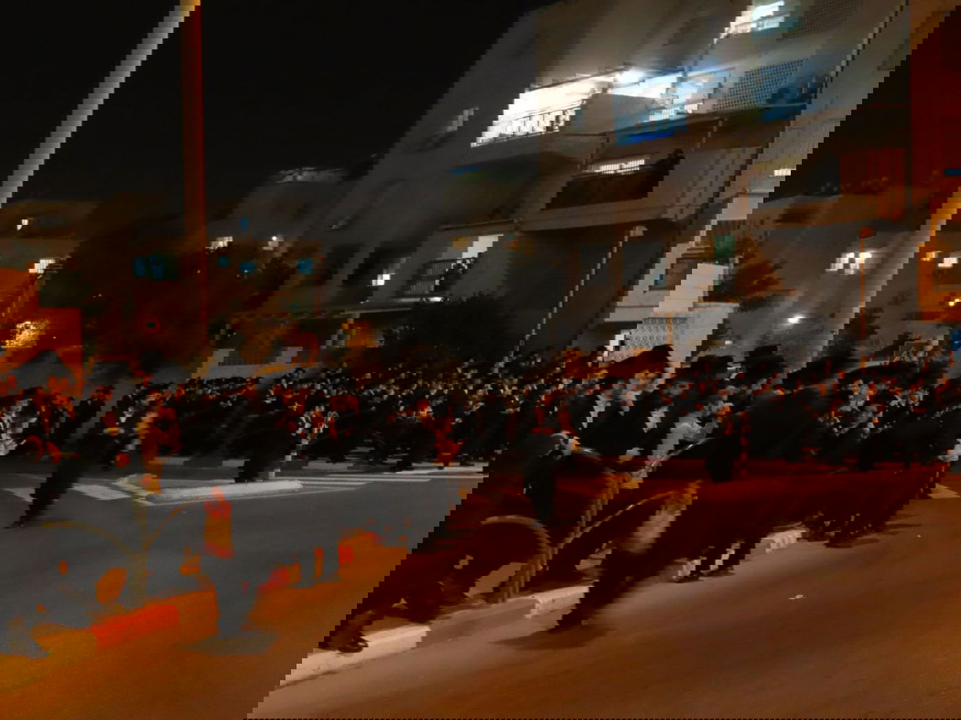 הפגנות סוערות באלעד כנגד 'המויסר' • צפו