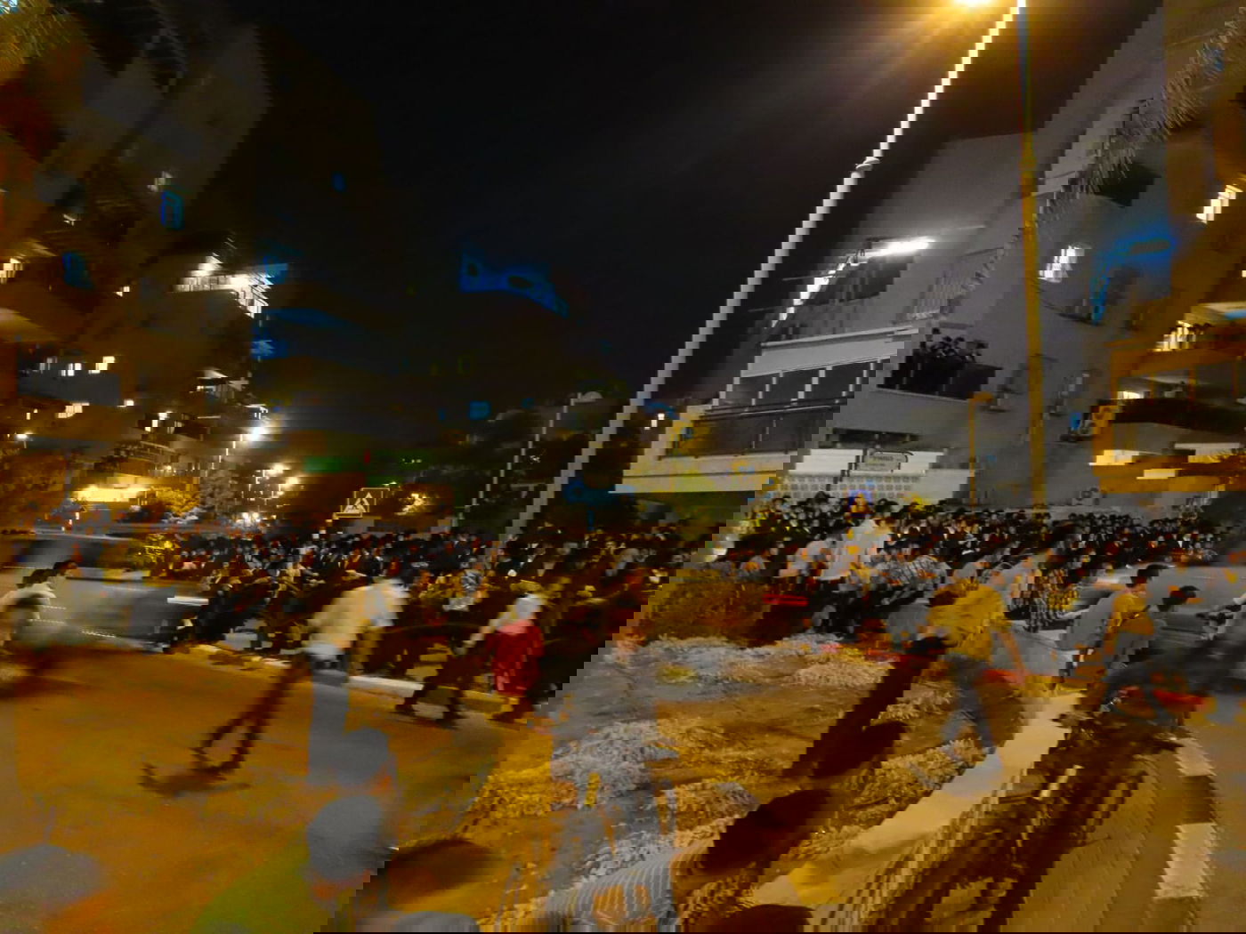 הפגנות סוערות באלעד כנגד 'המויסר' • צפו