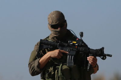 הפרשן מסביר: כך השב"כ מנהל את המרדף אחר המחבל