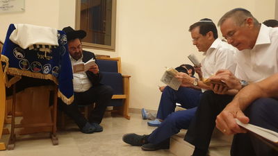 צפו: יו"ר הסוכנות היהודית בקריאת 'איכה'
