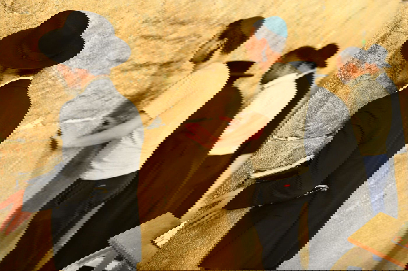 צאת הצום ברחבת הכותל המערבי • גלריה