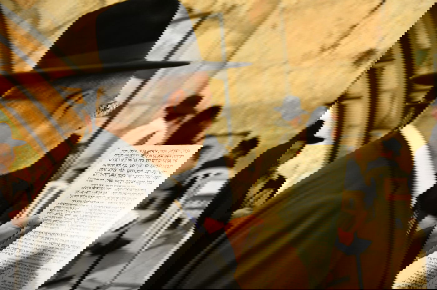 צאת הצום ברחבת הכותל המערבי • גלריה