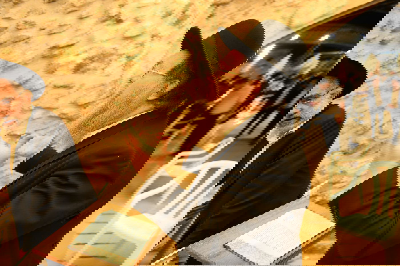 צאת הצום ברחבת הכותל המערבי • גלריה