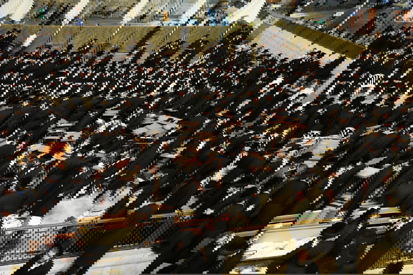 צאת הצום ברחבת הכותל המערבי • גלריה