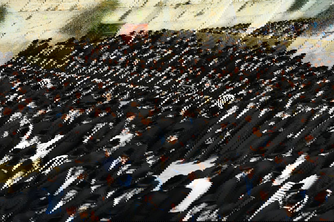 צאת הצום ברחבת הכותל המערבי • גלריה