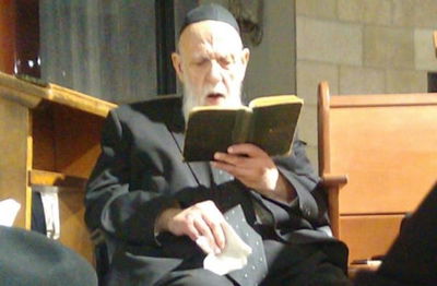 הגר"ש כהן בקריאת הקינות, אמש