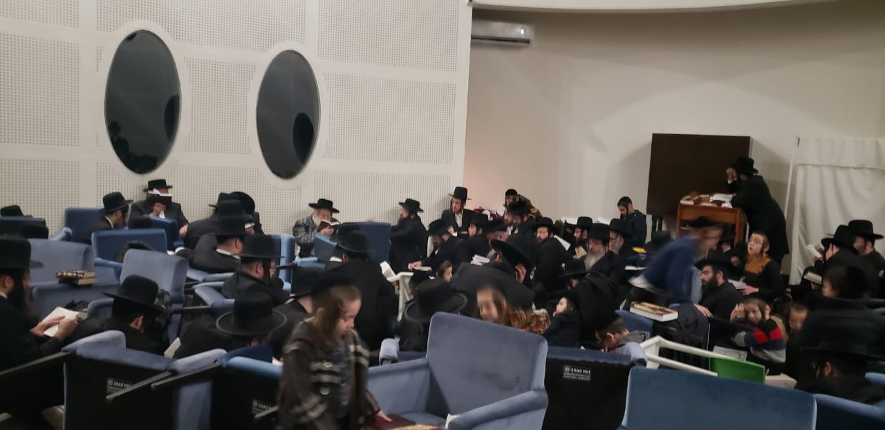 האדמו"ר מתולדות אברהם יצחק קונן על החורבן בארגנטינה