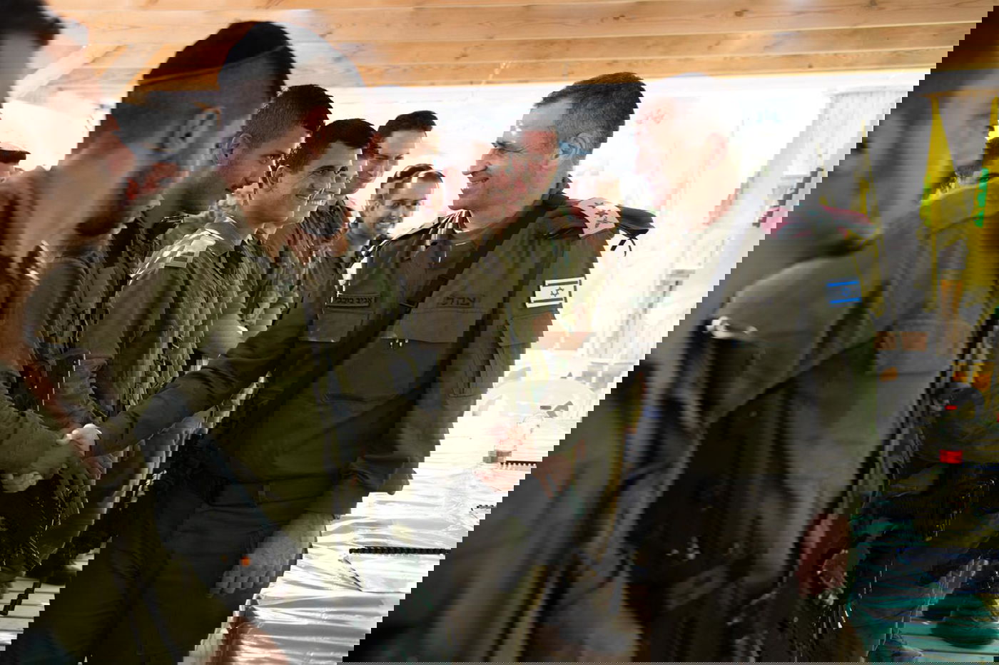 כוכבי החמיא לחיילים: "הגנתם על המדינה"