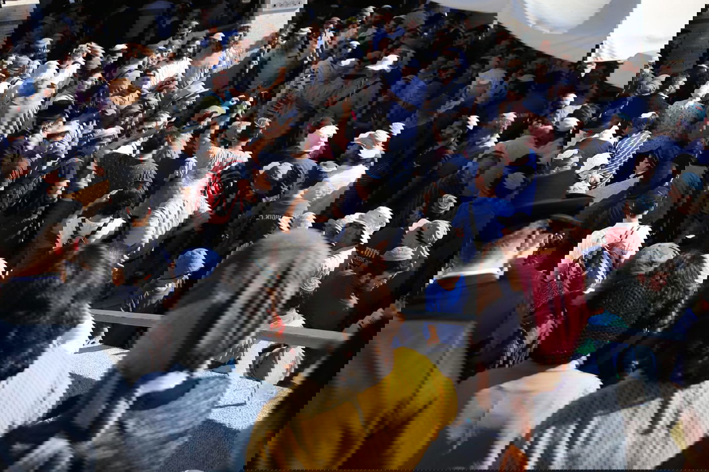 הר הבית נסגר ליהודים; הראשון לציון מברך, 'הימין' - תוקף