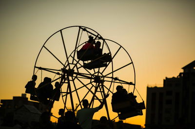צפו בתמונות: ה'לונה פארק' של ילדי עזה