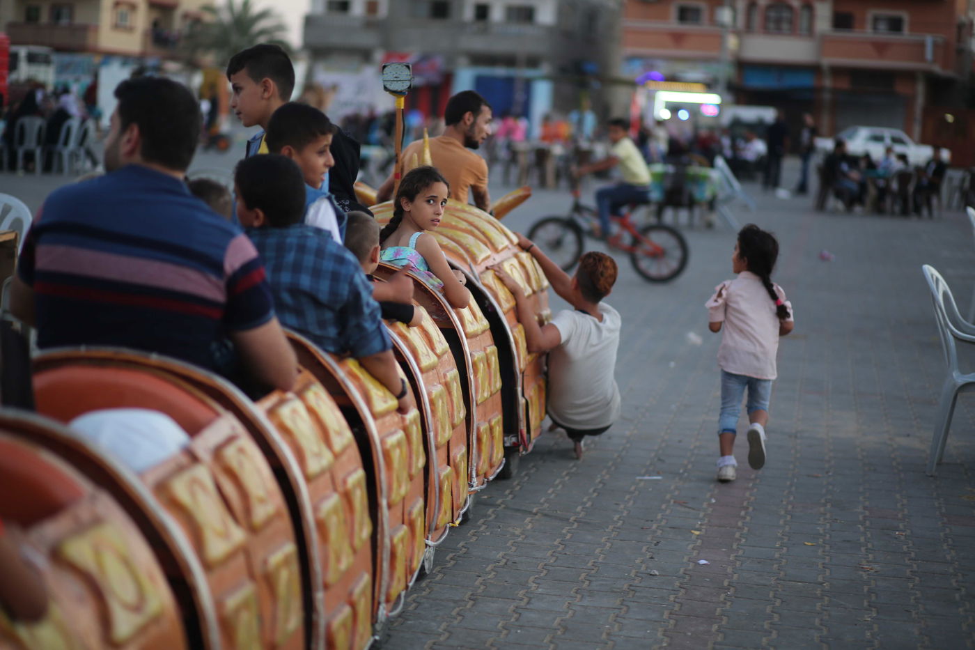 צפו בתמונות: ה'לונה פארק' של ילדי עזה